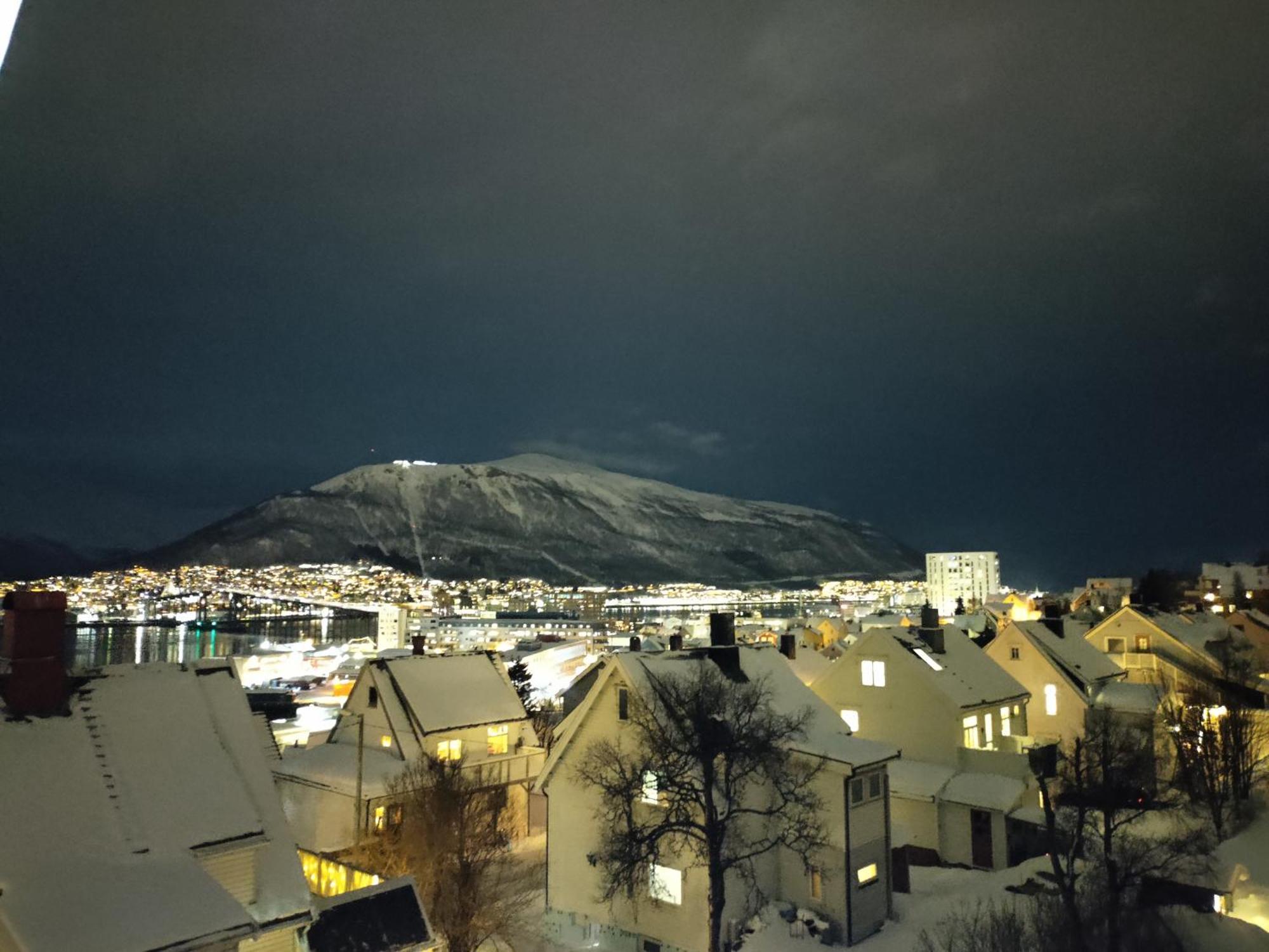 Central Apartament (Adults Only) Tromsø Exteriör bild