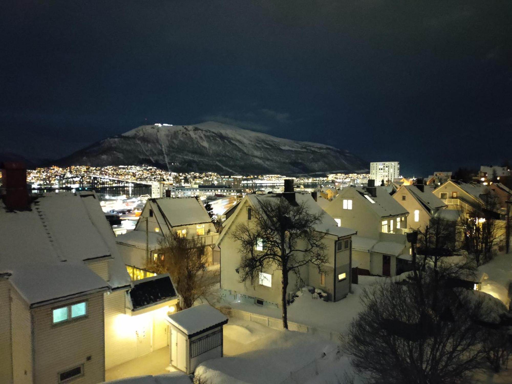 Central Apartament (Adults Only) Tromsø Exteriör bild