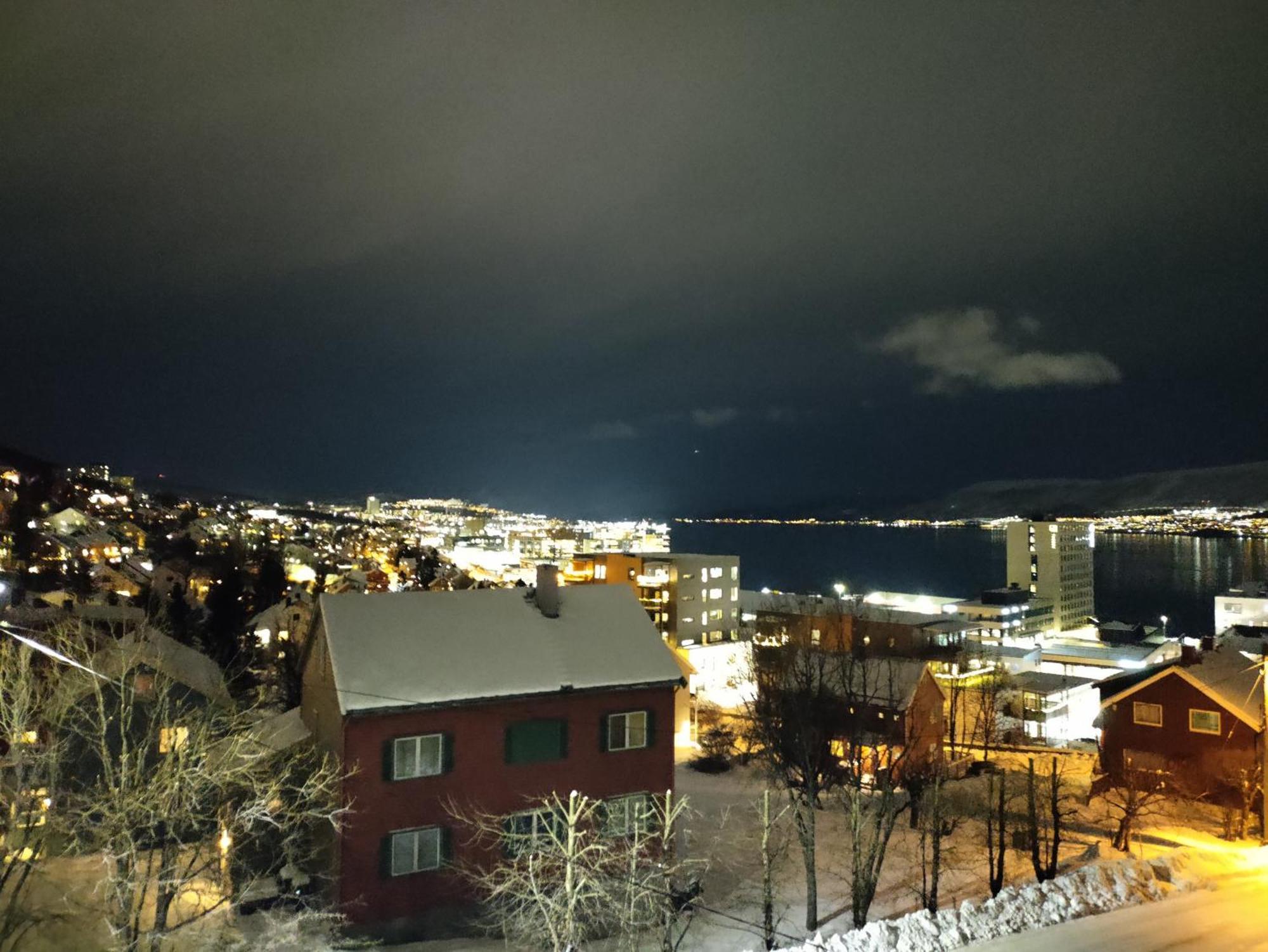 Central Apartament (Adults Only) Tromsø Exteriör bild